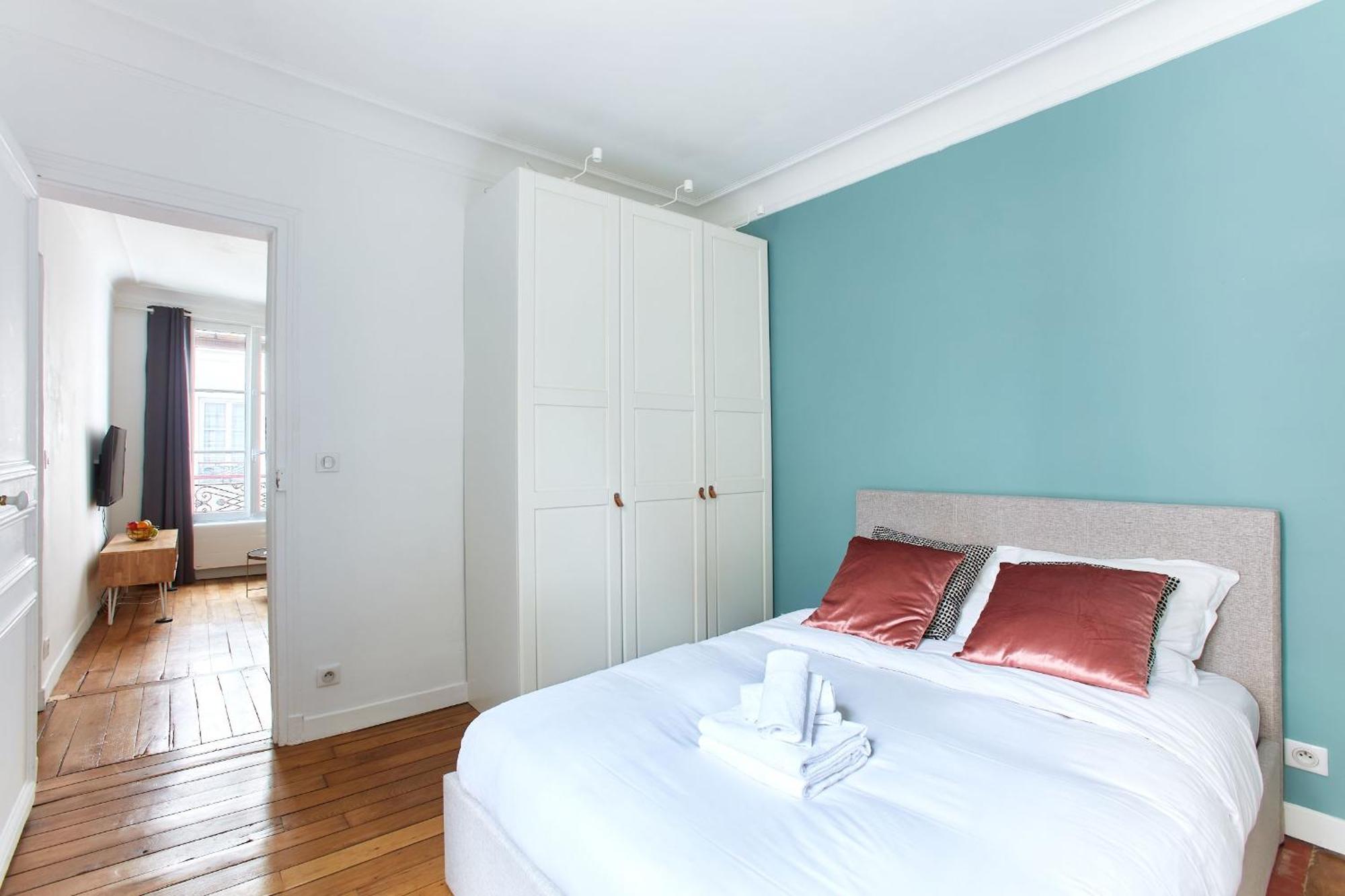 Montmartre 2Br Apartment Париж Екстериор снимка