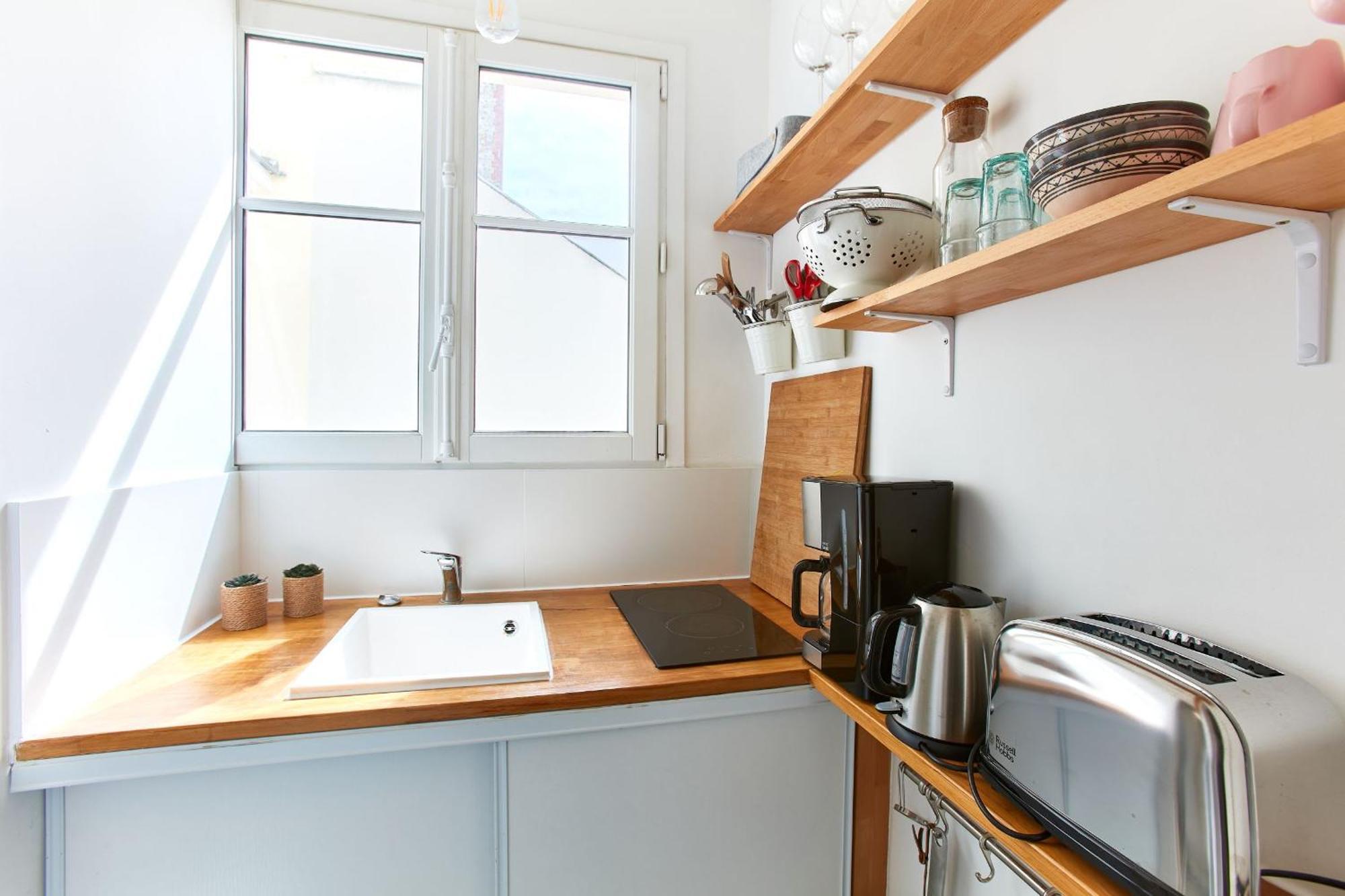 Montmartre 2Br Apartment Париж Екстериор снимка